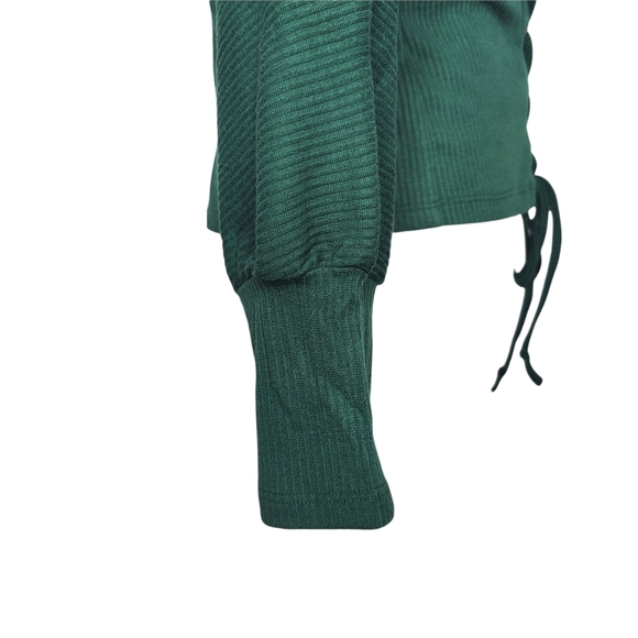 ✨SOLD✨Chocolate USA Women's Green Waist Lace Knit Long Sleeve Top Size Small - Picture 7 of 15